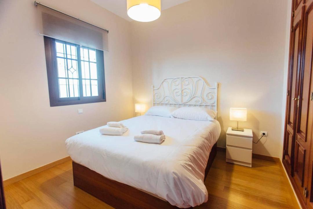 Appartement Duplex With Terrace- 5bd 3bth- Center