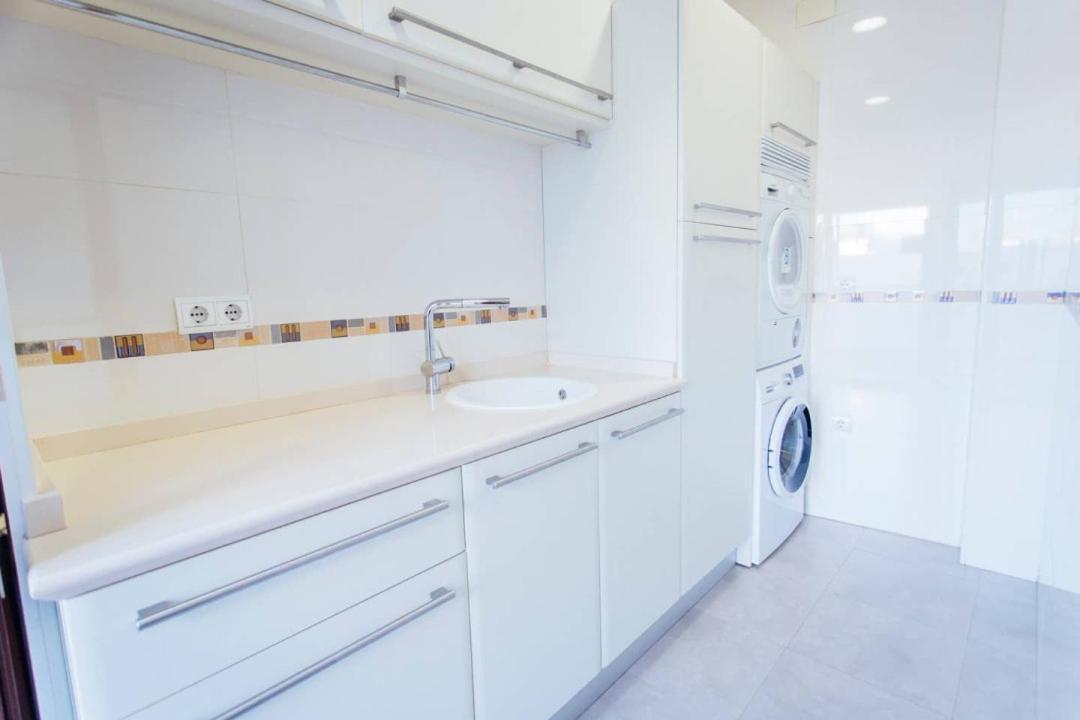 Appartement Duplex With Terrace- 5bd 3bth- Center Séville
